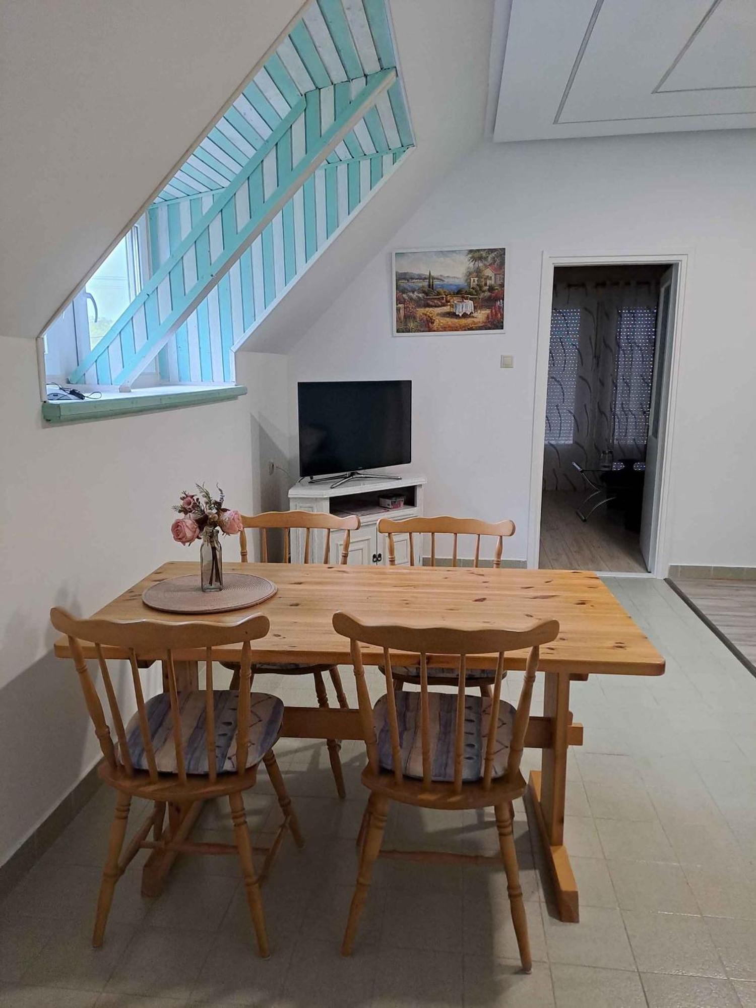 Apartment Balatonbereny 4 Luaran gambar